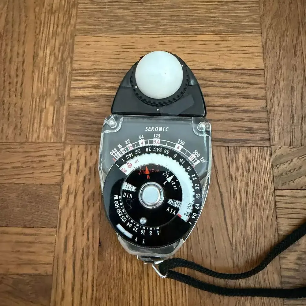 Vintage Sekonic Studio Deluxe L-28c2 Analog Exposure Light Meter with Case